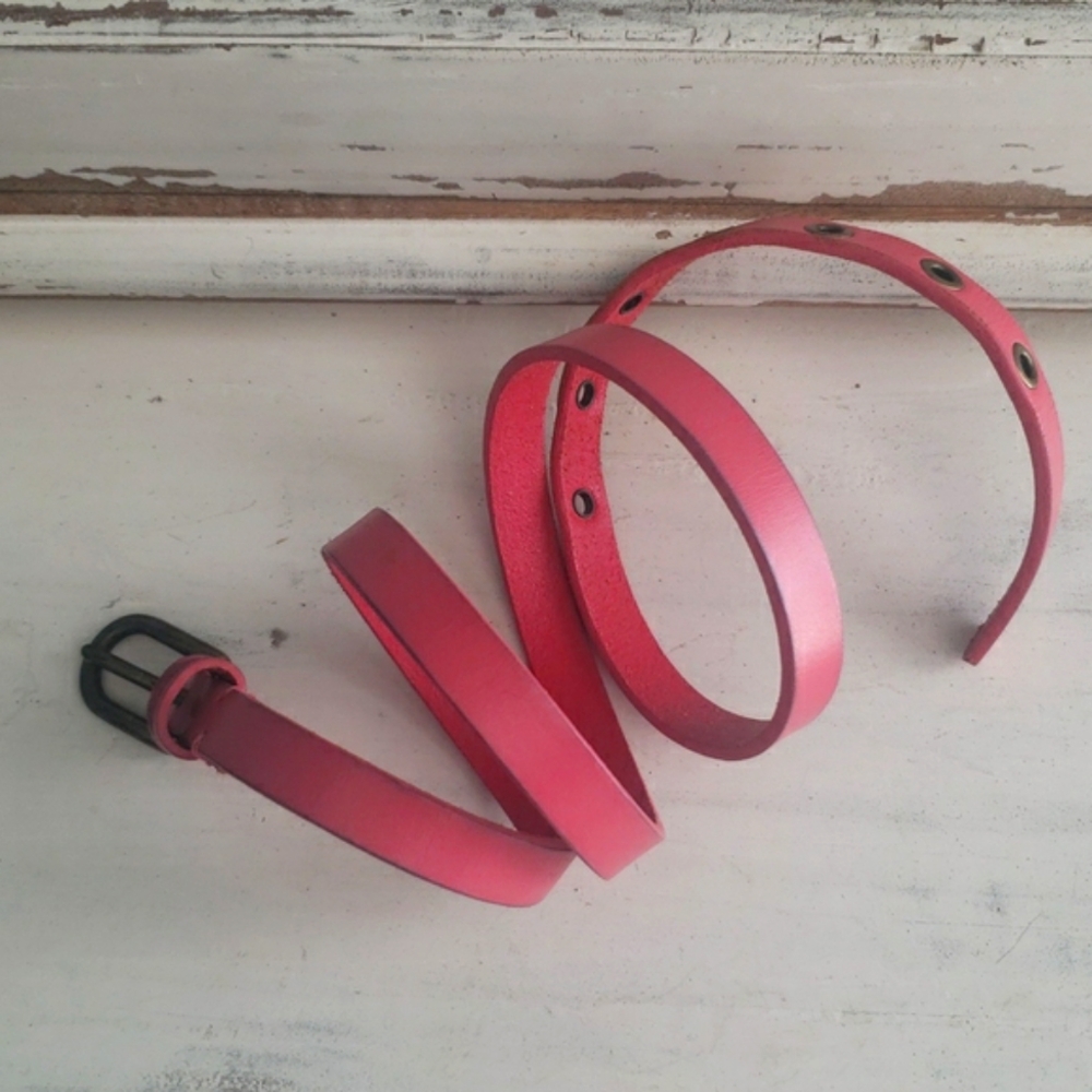 American Eagle skinny belt S